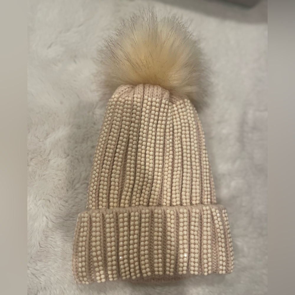 Hat - Picture 3 of 4